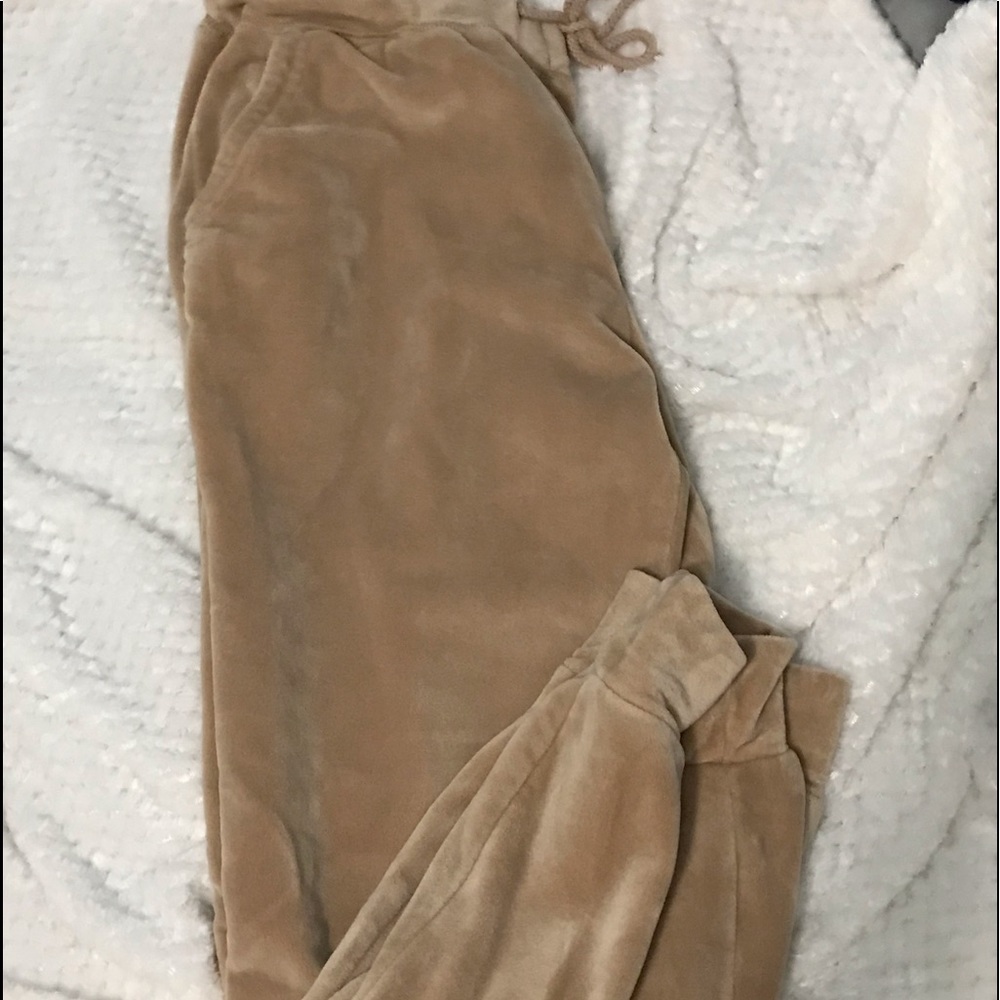 Tan velour tie waist soft lounge pants, Perfect condition!!